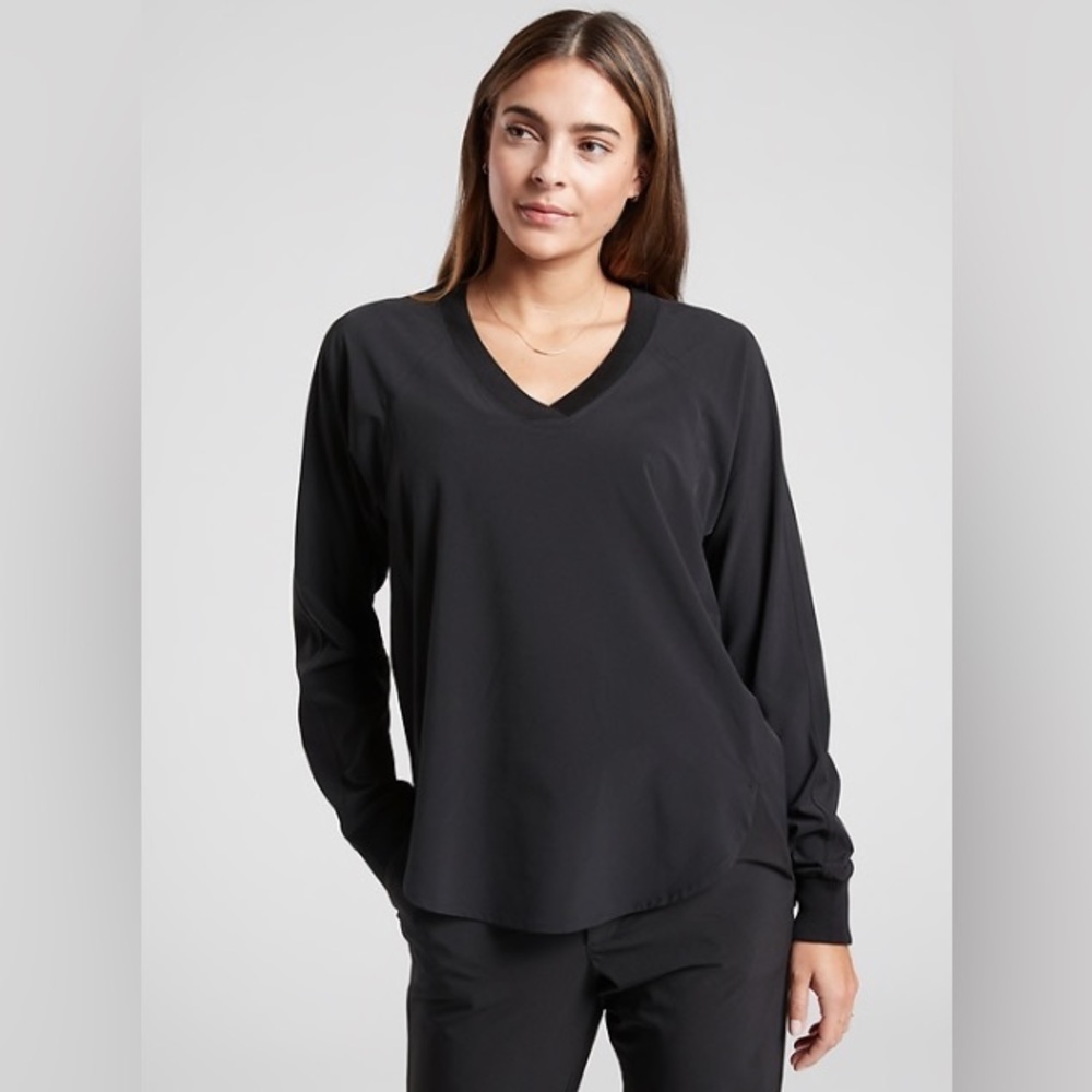Athleta S Zephyr V-neck Top, Black Shirt Active Lightweight Long Sleeve Top